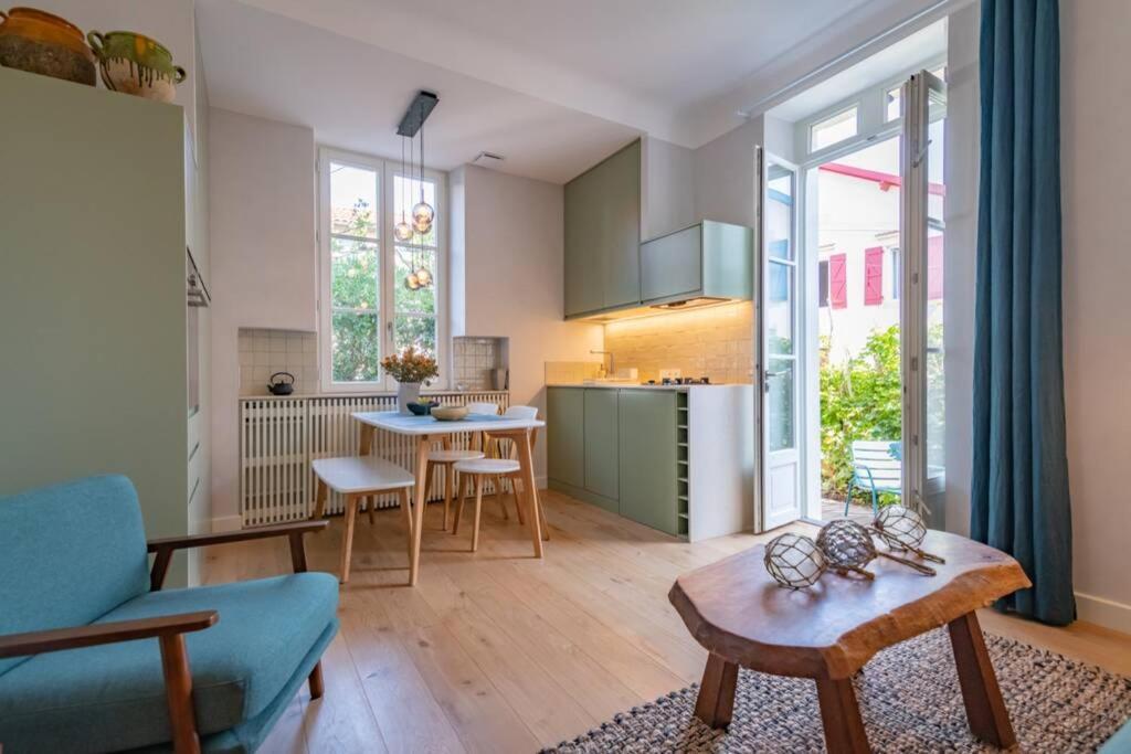 Cote Des Basques, Terrasse, Confort Et Qualite ビアリッツ エクステリア 写真